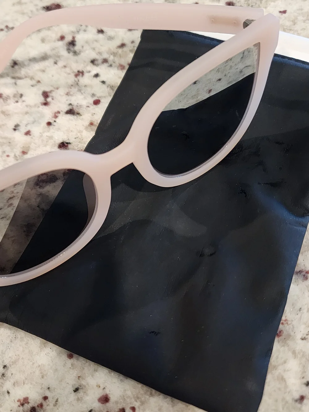 Quay Australia Blush Round Sunglasses
